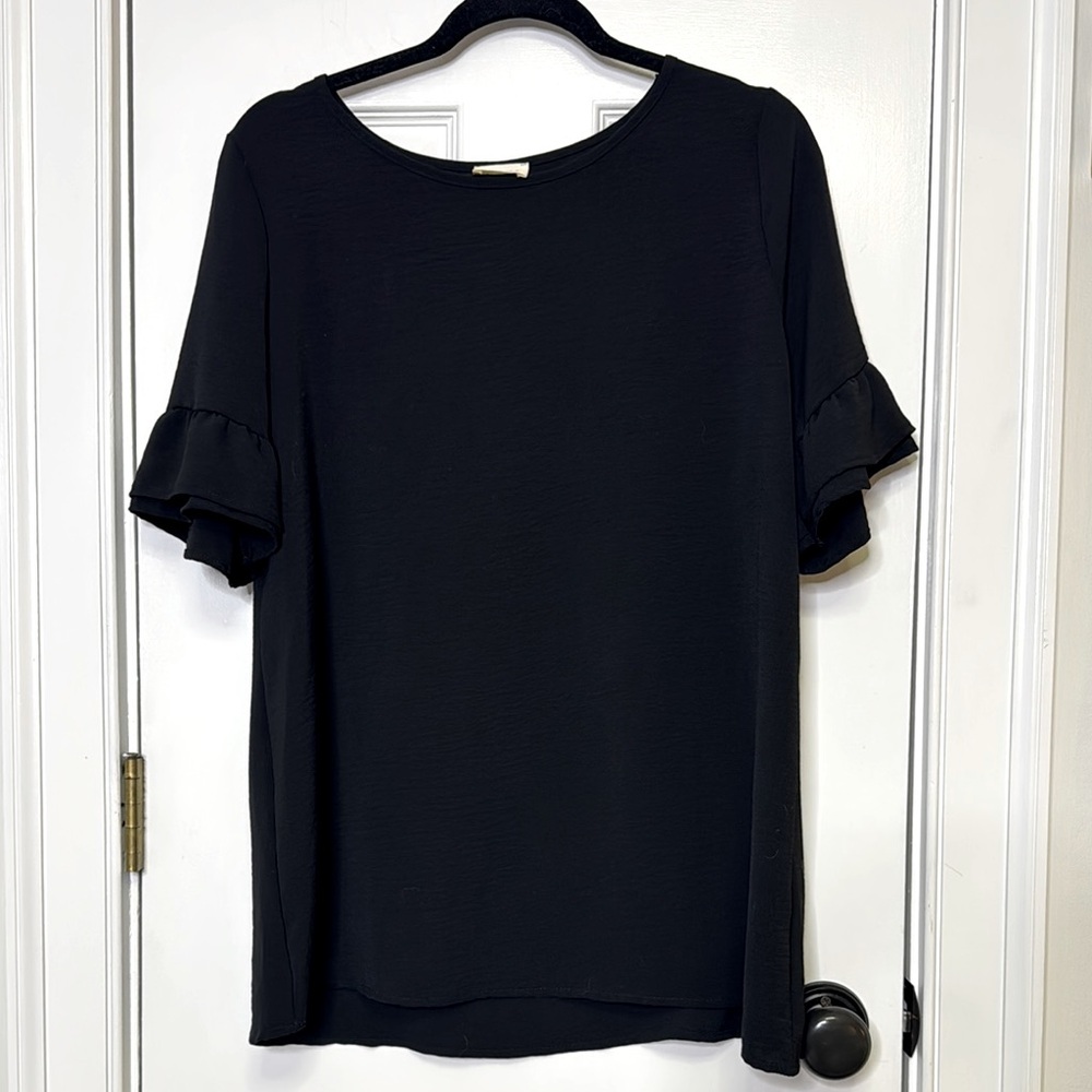 BiBi Black Flutter Sleeve Blouse with Ruffled Style S-M - Picture 2 of 7